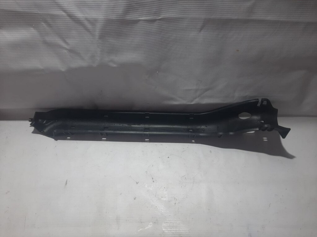 кронштейн проводки б/у - 2